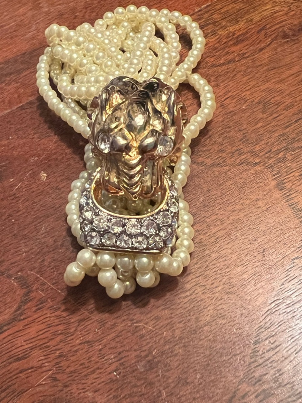 Vintage Kenneth Jay Lane Lion Head Clasp Multi Strand Faux Pearl Bracelet